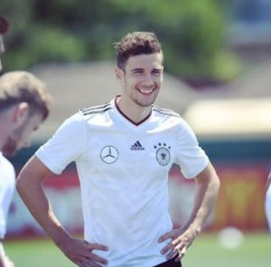 萊昂·格雷茨卡