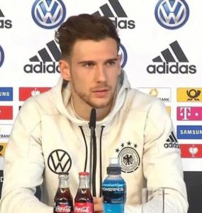 萊昂·格雷茨卡