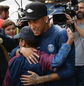 內(nèi)馬爾·達(dá)席爾瓦 內(nèi)馬爾·達(dá)席爾瓦