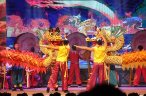 三節(jié)龍·跳鼓 三節(jié)龍·跳鼓