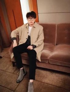 毛不易生活照 毛不易生活照