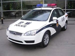 警車 警車