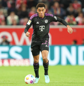 賈馬爾·穆西亞拉