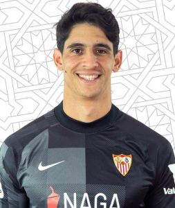 亞辛·布努 亞辛·布努