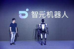 智元機(jī)器人 智元機(jī)器人