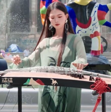 碰碰彭碰彭 碰碰彭碰彭